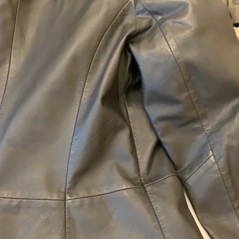 Cache Leather Jacket - Picture 14 of 16